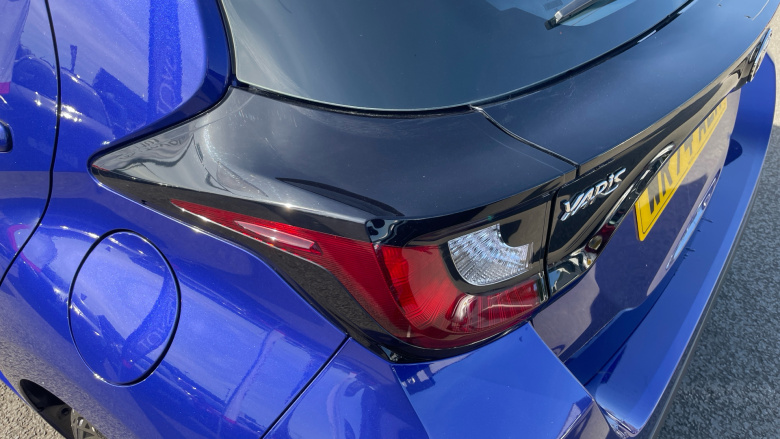 Toyota Yaris 1.5 Hybrid Icon 5dr CVT Hybrid Hatchback